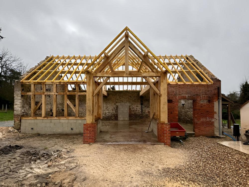 maison-briques-pierres-construction